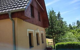 Resort Koloděje - oranžový dům